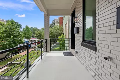 1008 4th St NE #1, Washington, DC 20002 photo 2