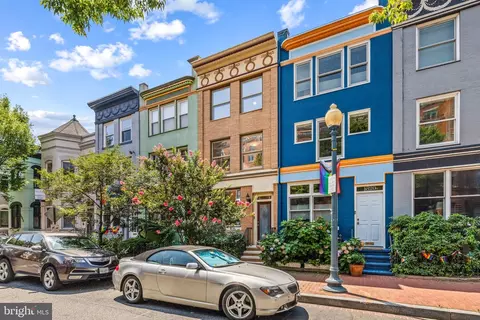 1318 Wallach Pl NW, Washington, DC 20009