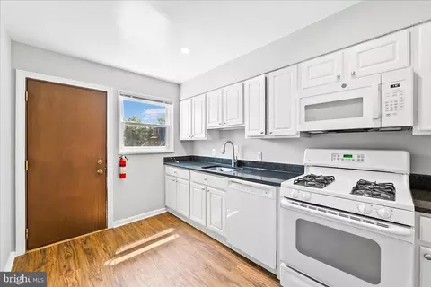 307 19th St NE, Washington, DC 20002 photo 5