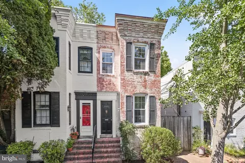 2805 Olive St NW, Washington, DC 20007