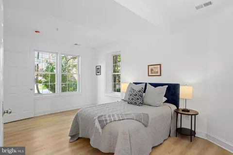 4425 Macarthur Blvd NW, Washington, DC 20007 photo 23