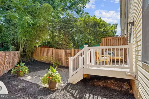 4425 Macarthur Blvd NW, Washington, DC 20007 photo 29