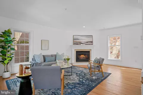 4425 Macarthur Blvd NW, Washington, DC 20007 photo 2