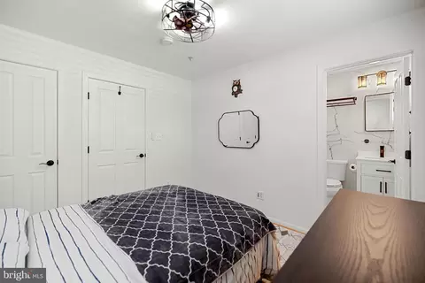 Bedroom - 1215 V St NW, Washington, DC 20009 photo 4 of 4