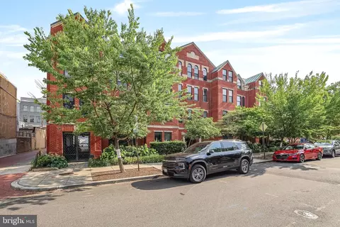 649 C St SE #208, Washington, DC 20003