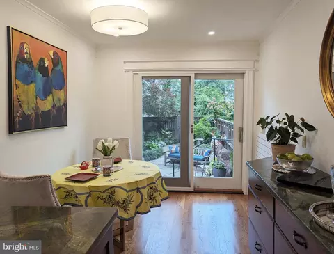 241 12th St SE, Washington, DC 20003 photo 18