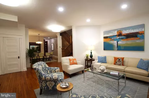 241 12th St SE, Washington, DC 20003 photo 2