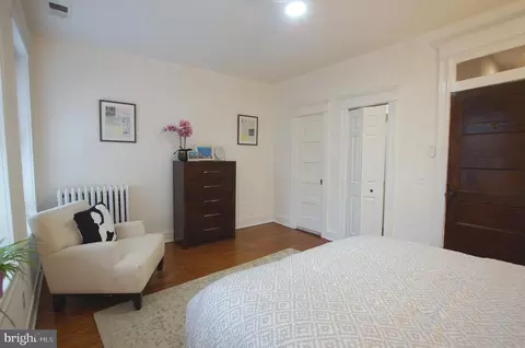 241 12th St SE, Washington, DC 20003 photo 27