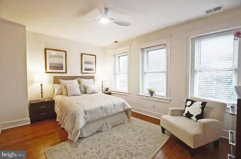 241 12th St SE, Washington, DC 20003 photo 25