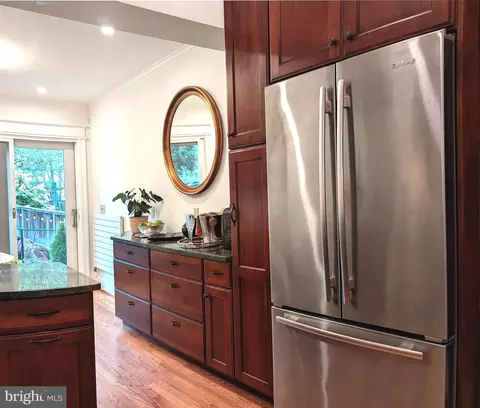 241 12th St SE, Washington, DC 20003 photo 14