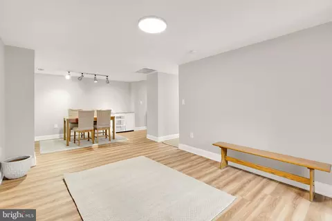 4120 14th St NW #B4, Washington, DC 20011