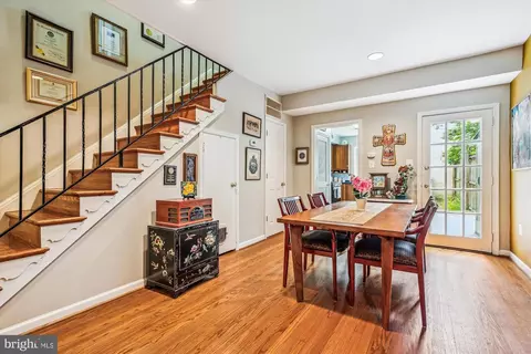 925 G St SE, Washington, DC 20003 photo 5