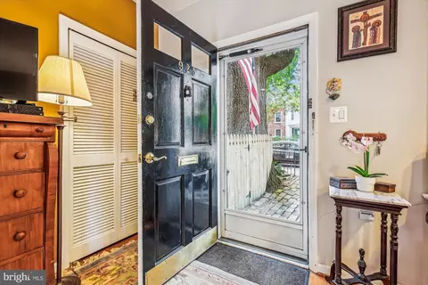 925 G St SE, Washington, DC 20003 photo 26