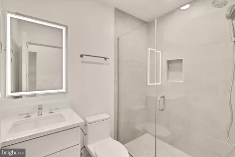 507 L St NE #3B, Washington, DC 20002 photo 45