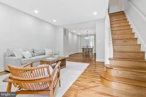 316 5th St NE, Washington, DC 20002 photo 2