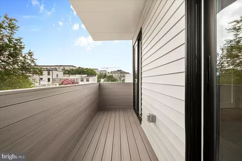 Exterior - 1008 4th St NE #2, Washington, DC 20002 photo 4 of 8