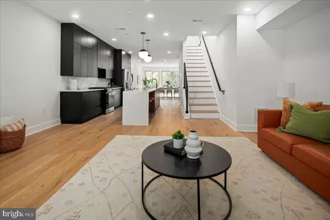 Entry Way - 1008 4th St NE #2, Washington, DC 20002 photo 4 of 6