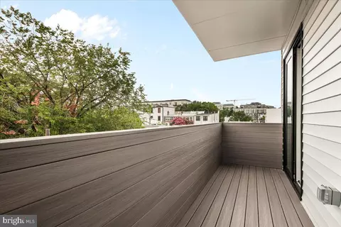 Exterior - 1008 4th St NE #2, Washington, DC 20002 photo 5 of 8