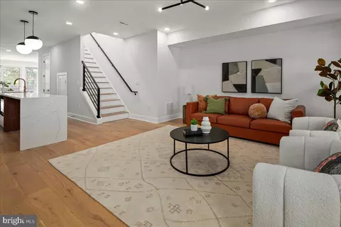 Living - 1008 4th St NE #2, Washington, DC 20002 photo 4 of 4