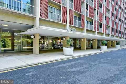 800 4th St SW #S207, Washington, DC 20024