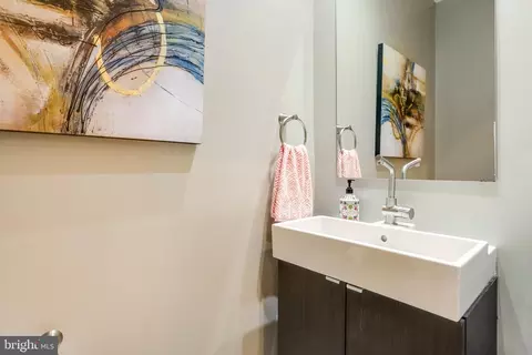 1716 M St NE, Washington, DC 20002 photo 13