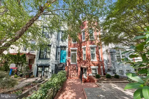 806 Maryland Ave NE #1, Washington, DC 20002