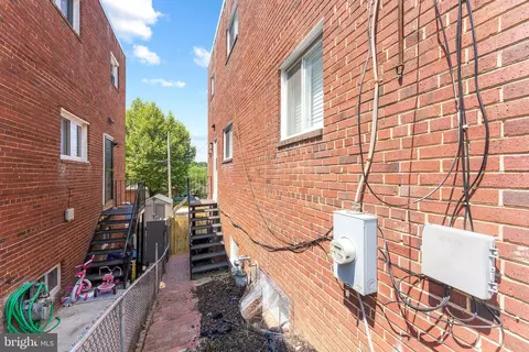 Exterior - 821 Oglethorpe St NE, Washington, DC 20011 photo 3 of 6