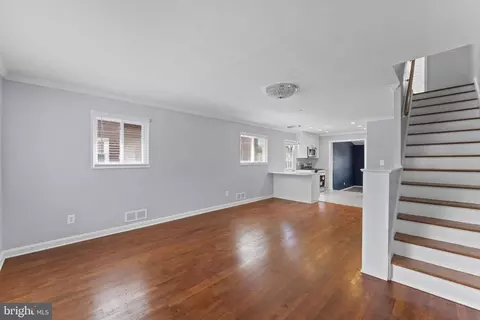 Living - 821 Oglethorpe St NE, Washington, DC 20011 photo 2 of 6