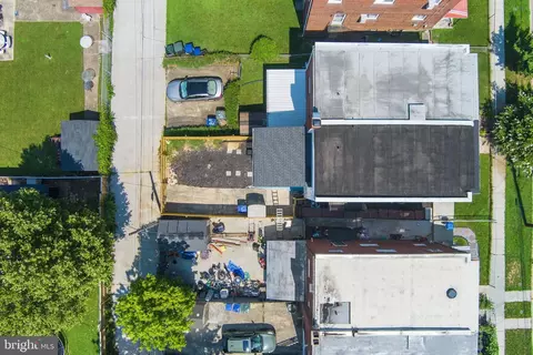 View/Area - 821 Oglethorpe St NE, Washington, DC 20011 photo 2 of 3