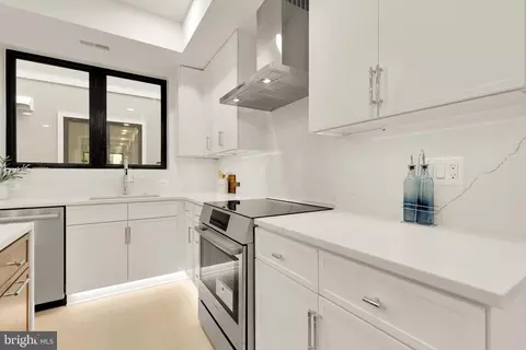 509 L St NE #4B, Washington, DC 20002 photo 7