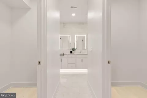 509 L St NE #4B, Washington, DC 20002 photo 16