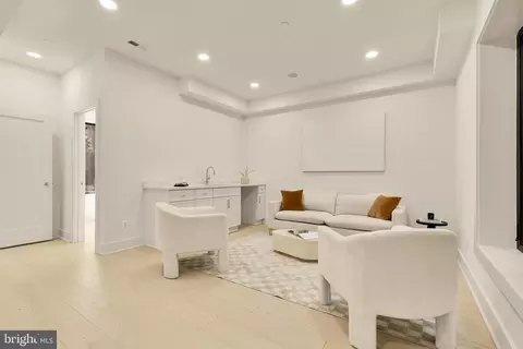 509 L St NE #4B, Washington, DC 20002 photo 36