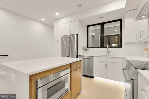 509 L St NE #4B, Washington, DC 20002 photo 8