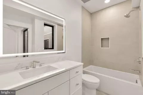 509 L St NE #4B, Washington, DC 20002 photo 30