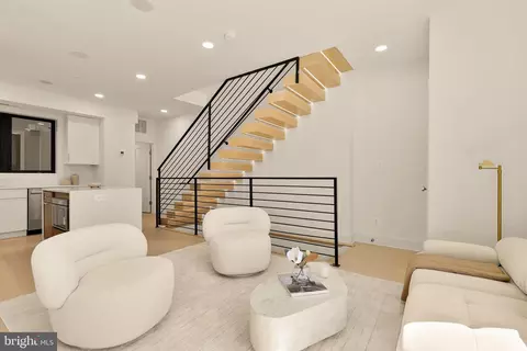 509 L St NE #4B, Washington, DC 20002 photo 3