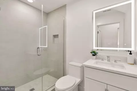 509 L St NE #4B, Washington, DC 20002 photo 39