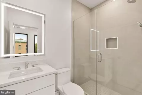 509 L St NE #4B, Washington, DC 20002 photo 26