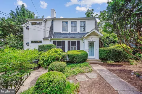 4412 Lowell St NW, Washington, DC 20016