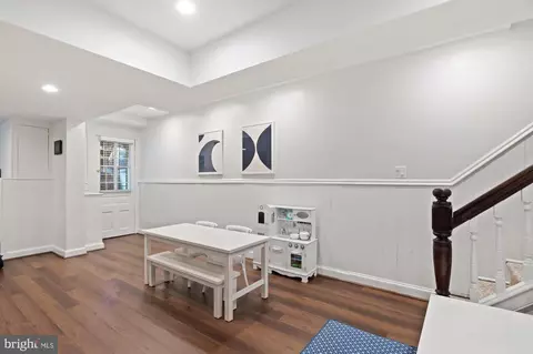 Entry Way - 1333 30th St NW, Washington, DC 20007 photo 3 of 4