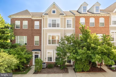 4963 6th St NE, Washington, DC 20017