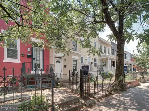 633 Morton Pl NE, Washington, DC 20002