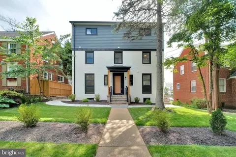 8120 Eastern Ave NW, Washington, DC 20012