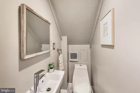 2702 N Street St NW, Washington, DC 20007 photo 9
