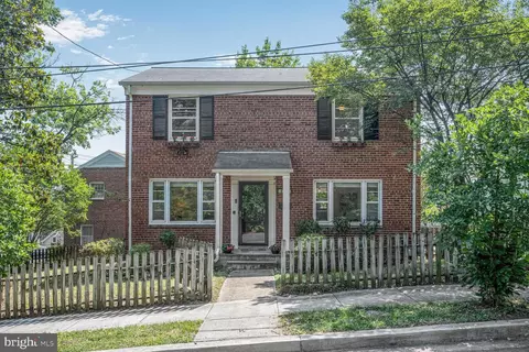 6635 Harlan Pl NW, Washington, DC 20012