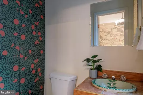 Bath - 210 13th St SE, Washington, DC 20003 photo 1 of 3