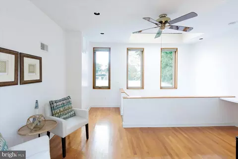 Other - 210 13th St SE, Washington, DC 20003 photo 4 of 5