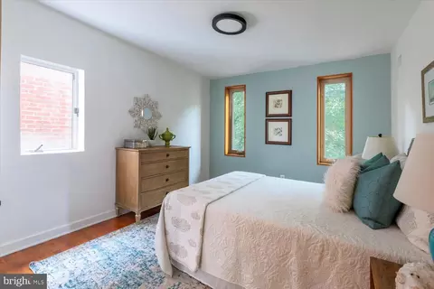Bedroom - 210 13th St SE, Washington, DC 20003 photo 6 of 7