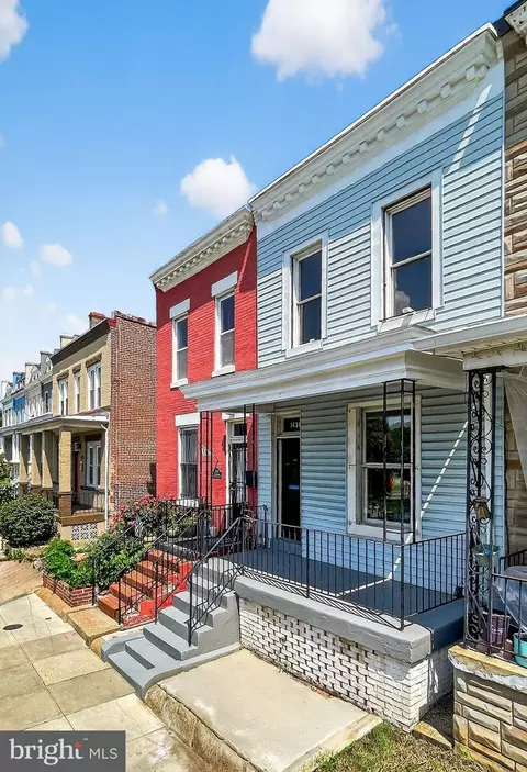 1438 Independence Ave SE, Washington, DC 20003 photo 2
