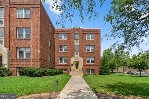 301 Whittier St NW #203, Washington, DC 20012