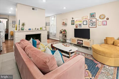 Other - 304 2nd St SE, Washington, DC 20003 photo 5 of 17